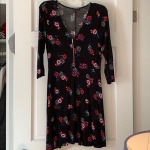 Floral 3/4 length sleeve dress